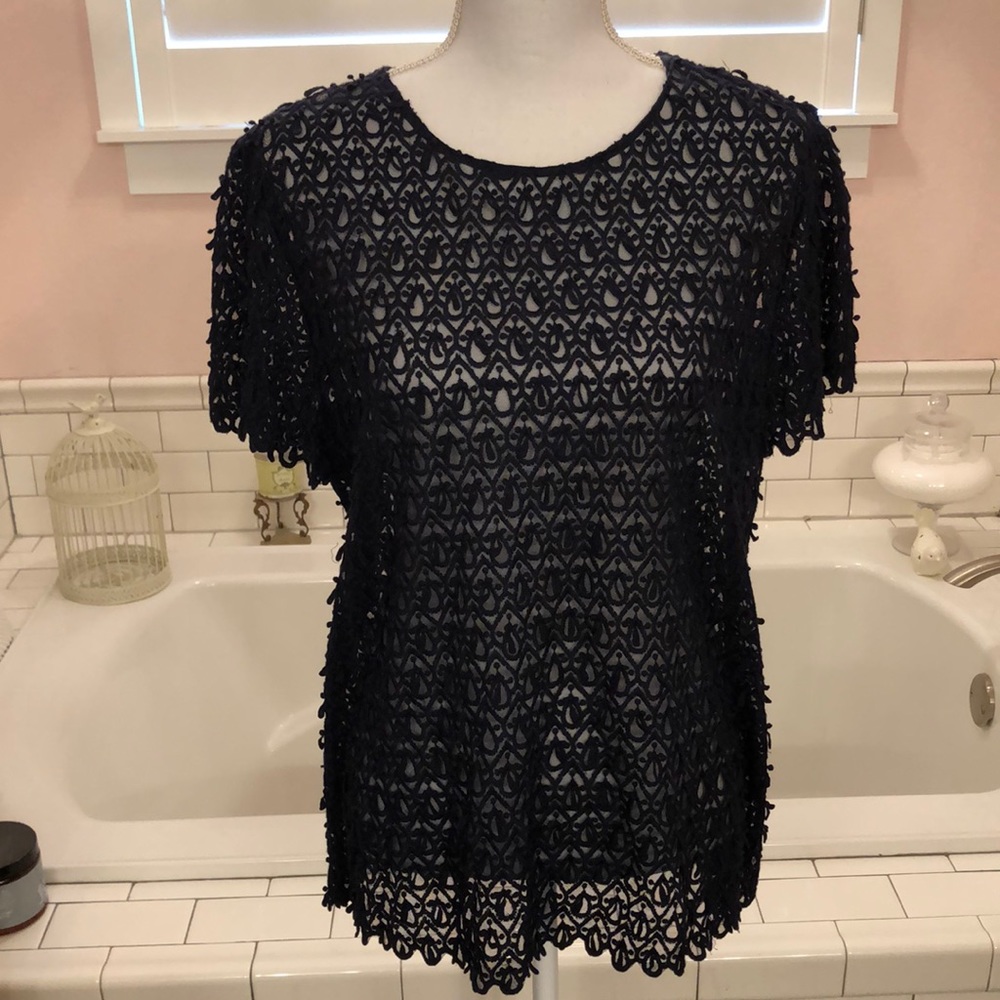 Banana republic navy embroidered embellished short sleeve blouse size Large